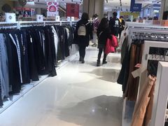 -BIGOFFS 超级折扣(仁恒伊势丹店)