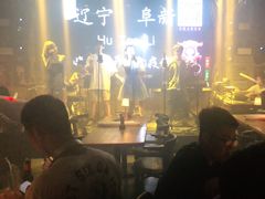 -胡桃里乐队酒馆