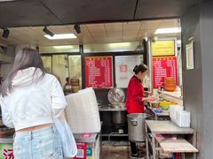 -鲁氏汤包王(长白街店)