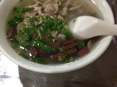 鸭血粉丝加肝肠-苓记南京鸭血粉丝.皮肚面(县东巷店)