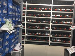 -阿迪达斯(八方汇精品优惠店)