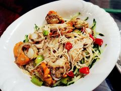 -东来菜馆•手抓海鲜家常菜•海鲜锅贴(鸽子窝店)