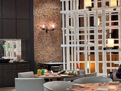 -松咖啡自助餐厅·松北香格里拉