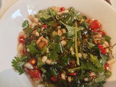 -茅草房·河畔园林火锅