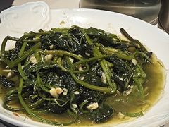 -张大师鸭爪爪特色干锅(南湖店)