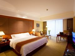 皇冠高级间-大床房-芜湖金鹰尚美酒店