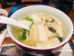 鸡汤黑松露馄饨-上海人家花樣年华(中山公园店)