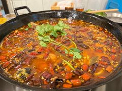 -鸿顺老铁锅美蛙鱼府(解放碑店)