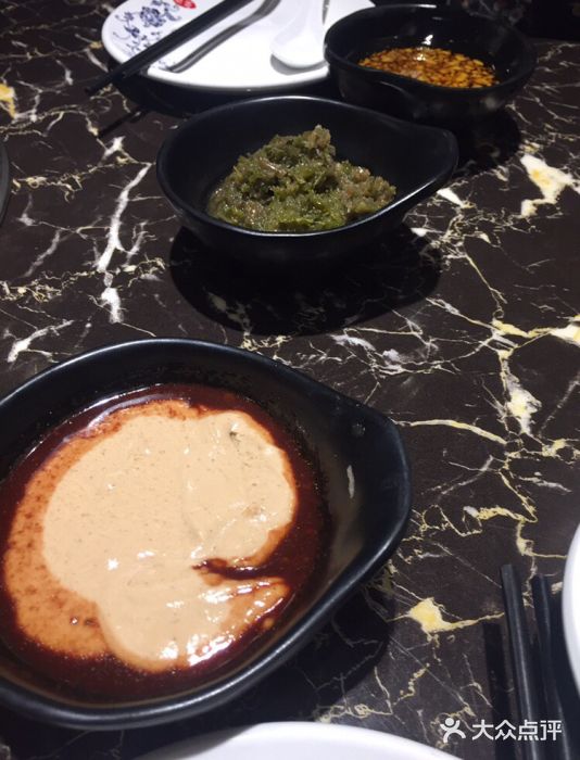 颐品居涮肉(乌鲁木齐中路店)花生腐乳酱图片