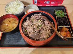 -牛邸·烧肉饭(来福士店)