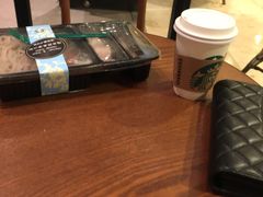 -星巴克臻选(北京银泰店)