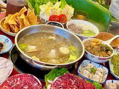 -潮汕·草根牛肉档(上海荟聚城市集市店)