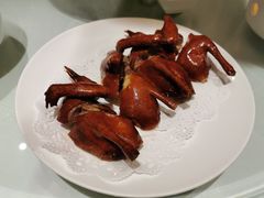脆皮乳鸽-江南厨子(万象天地店)