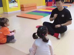 -能量学院少儿体能运动馆(公园1872店)