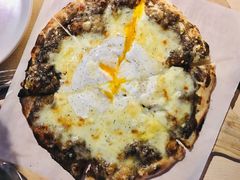 松露披萨-Mercato莫卡多露台餐厅与酒吧(K11店)