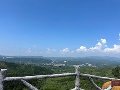 -磬锤峰森林公园