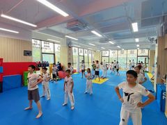-健成运动中心·体适能跆拳道少儿格斗体考跳绳