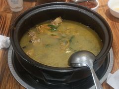 -菌之家·专业纯野生菌火锅·特色炒菌