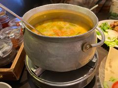 冬阴功-大头虾越式风味餐厅(光明广场店)