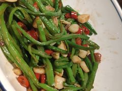 -黄泥岗·地道湖北菜(奥特莱斯店)