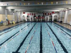 -梦翔龙湖滟澜山游泳俱乐部