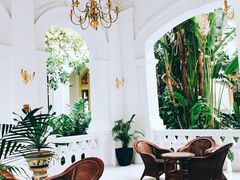 -植物园哈利亚餐厅