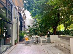 -ADO KAFE(大学城店)