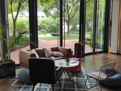 -虹桥绿谷广场-地下停车场