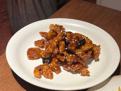 -肆海小川菜酒馆Wine Bistro (青年路店)