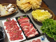 -四点金粥底火锅(沂州里店)