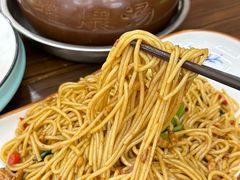 -民间瓦缸煨汤館(嵩山路店)