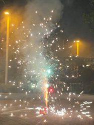 -发泽造型·烫发染发