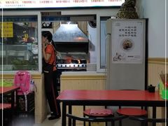 -春艳砂锅居(新玛特店)