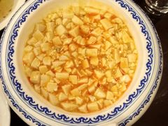 现拆蟹粉豆腐-老上海弄堂菜馆(恒基名人购物中心店)