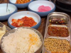 -明洞阿姨·韩式酱蟹烤肉·创意料理(三元桥店)