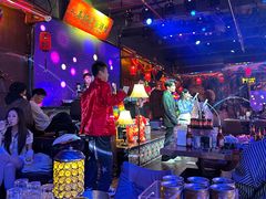 -喜鹊音乐酒馆(西街店)