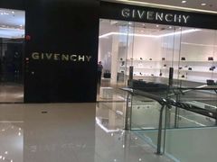 -Tiffany & Co.蒂芙尼
(天津万象城店)