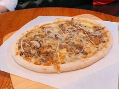 烤牛肉披萨-I HOLIC艾豪丽披萨(KKone店)