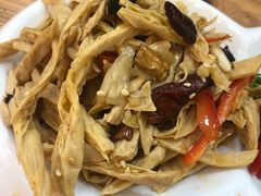 凉拌腐竹-杨记清芳牛肉拉面(京广路店)