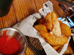 -I HOLIC艾豪丽披萨(KKone店)