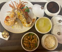 -安雅国际月子会所(拱北森宇富通店)