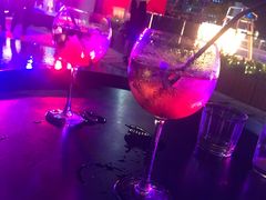 -池畔酒吧 WET Bar