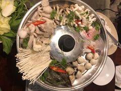 -Thai Market Restaurant( 04 Tran Quoc Toan)