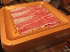 -牛YO寿喜烧·铁板烧和牛火锅自助(市府恒隆店)
