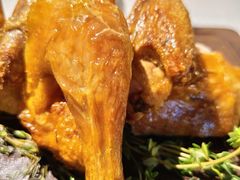 -LESCEDARS Brasserie Bistro香柏树