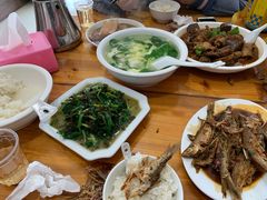 -山里人家土菜馆(茅山店)