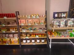 -黔蘑菇四季餐厅(观山湖店)