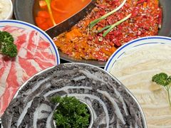 -萍姐火锅·公路夜市(武汉首店)