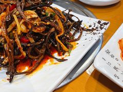 干茄子炒鱿鱼丝-海兰江石锅饭(水上店)