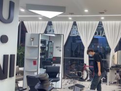 -U·NI SALON 造型